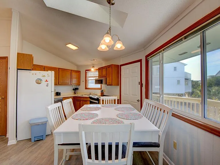 2 Banks Channel Ct — Photo 7