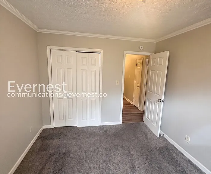 1487 Saint Dunstans Rd — Photo 15