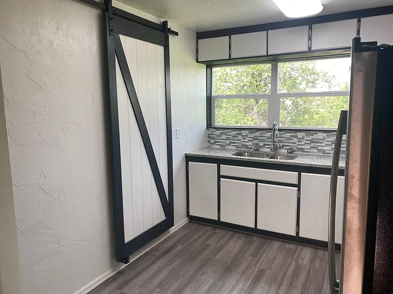 Level 2 — Photo 17