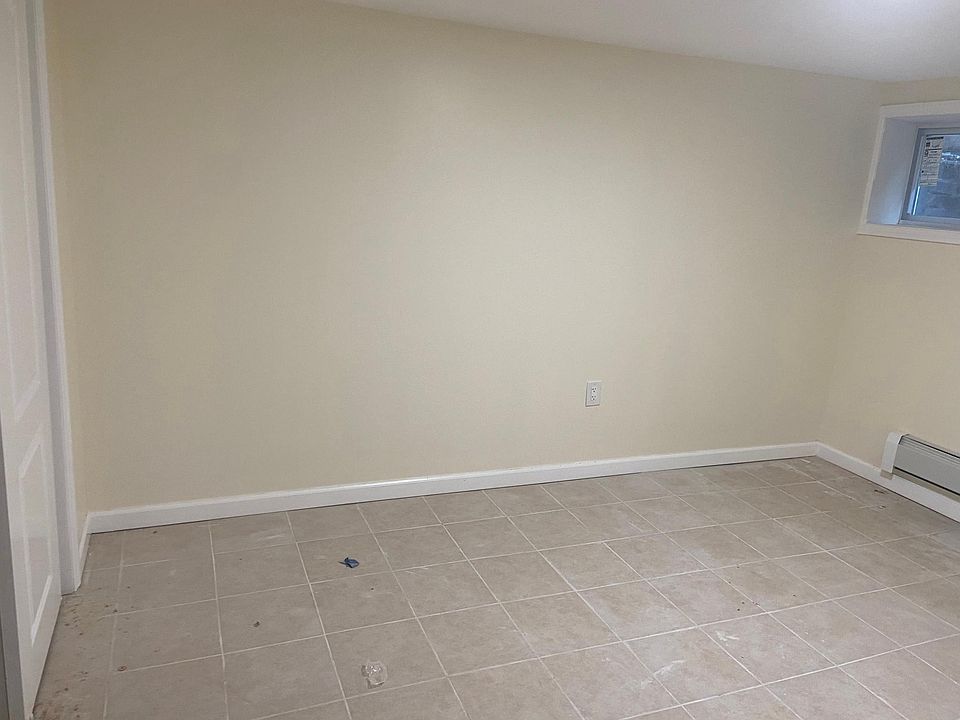 2nd image of 21 E Maple St