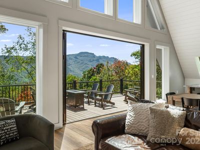 130 Wayside Ct, Seven Devils, NC, 28604