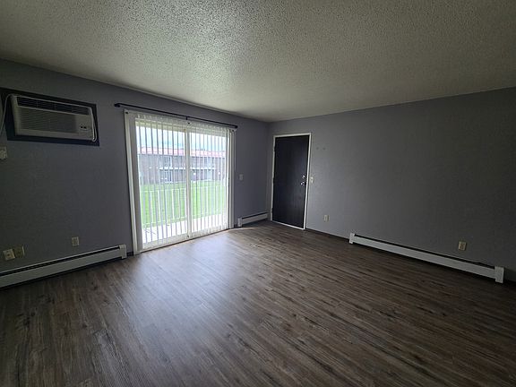 4th image of 101 16th Ave NW APT 32