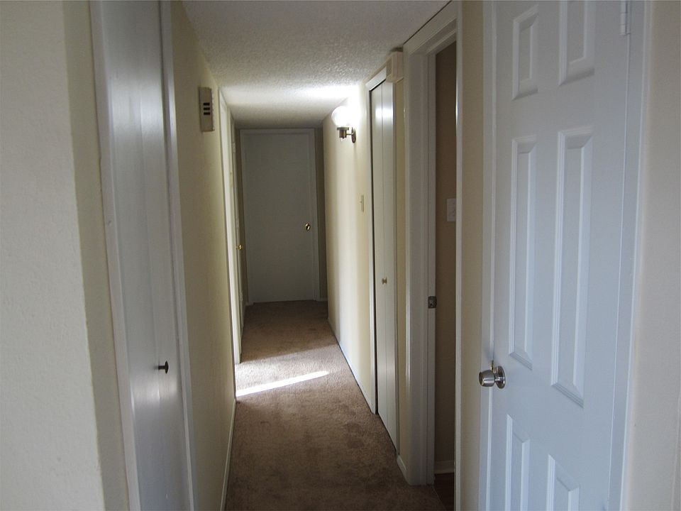 1st image of 3140 Woodbridge Dr