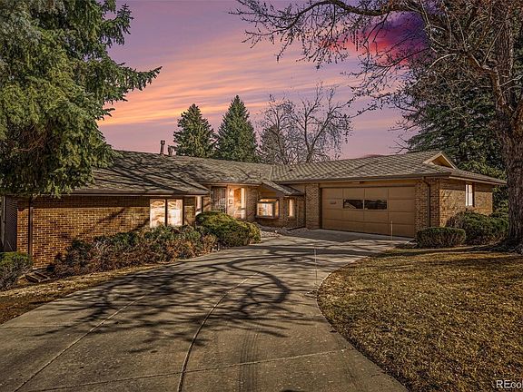 2nd image of 2615 Oak Drive #1