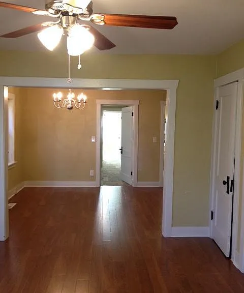 219 W 38th St #2W — Photo 2