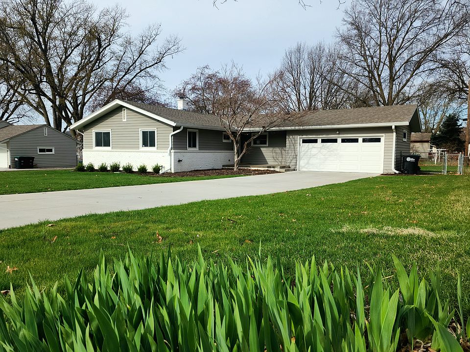 1st image of 2532 S 87th Ave
