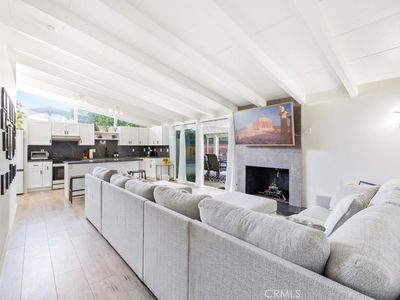 19842 Gilmore St, Woodland Hills, CA, 91367