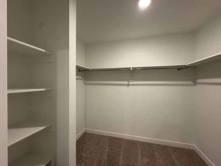 1592 N Summer Springs Cv — Photo 18
