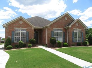 2337 Aldingham Dr SW, Decatur, AL 35603