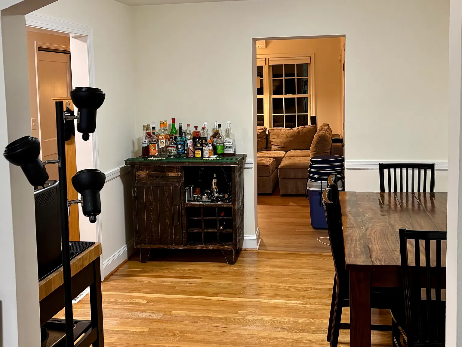 3 bed, 2.5 bath, 1110 sqft, $3,300 — Photo 3