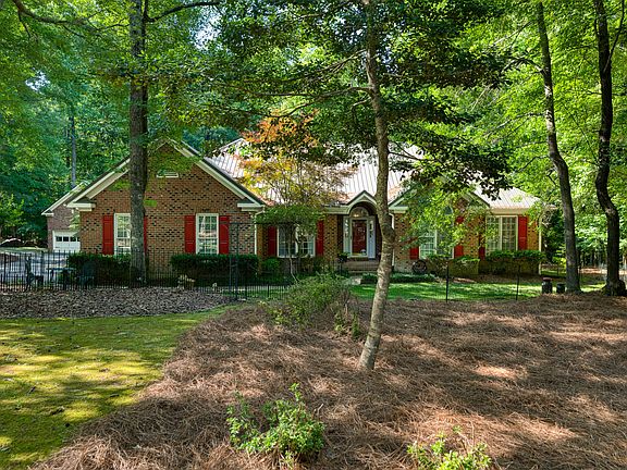 2nd image of 4029 Country Village Dr