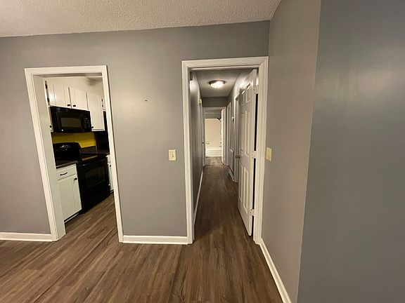 5th image of 23 Oakwood Dr