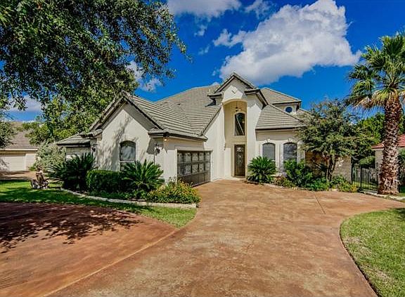 5th image of 15 Stillmeadow Dr