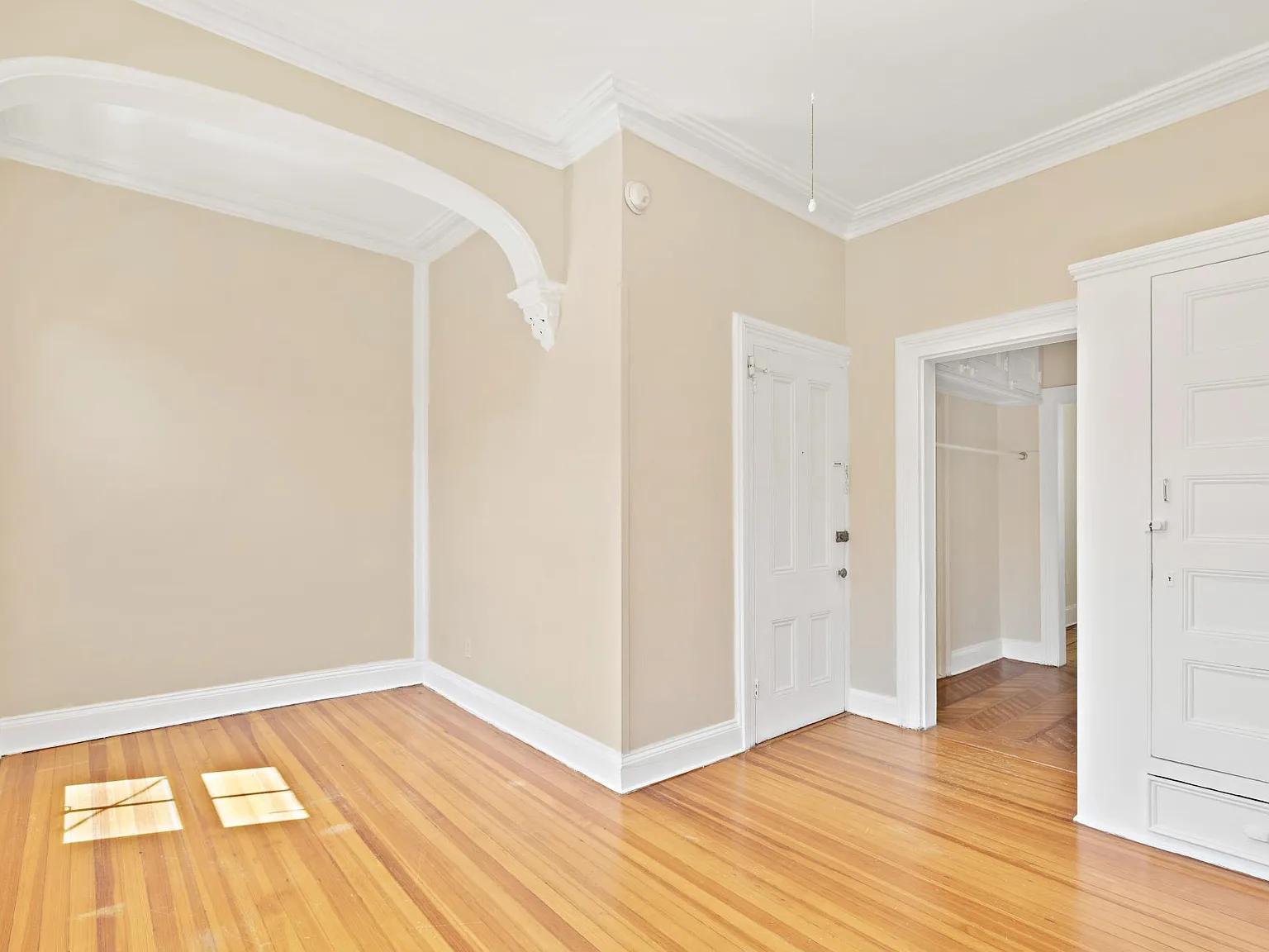 1 bed, 500 sqft, $2,900 — Photo 2