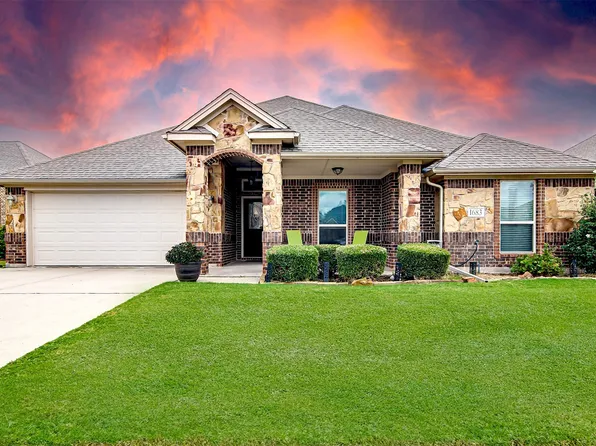 1683 Potomac Dr, Burleson, TX 76028