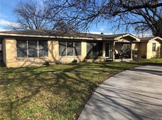 502 Johns Dr, Bridgeport, TX 76426