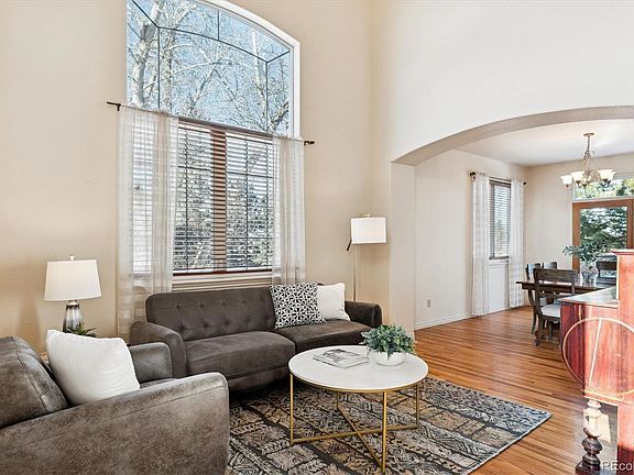 5th image of 10089 Quarry Hill Place