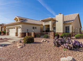 5822 S Amberwood Dr, Chandler, AZ 85248