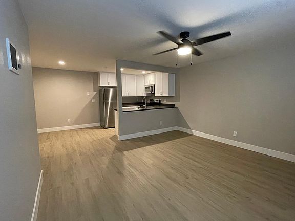 2nd image of 4318 Meade Ave