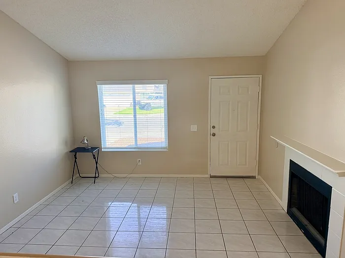 2036 Orchard Dr — Photo 11