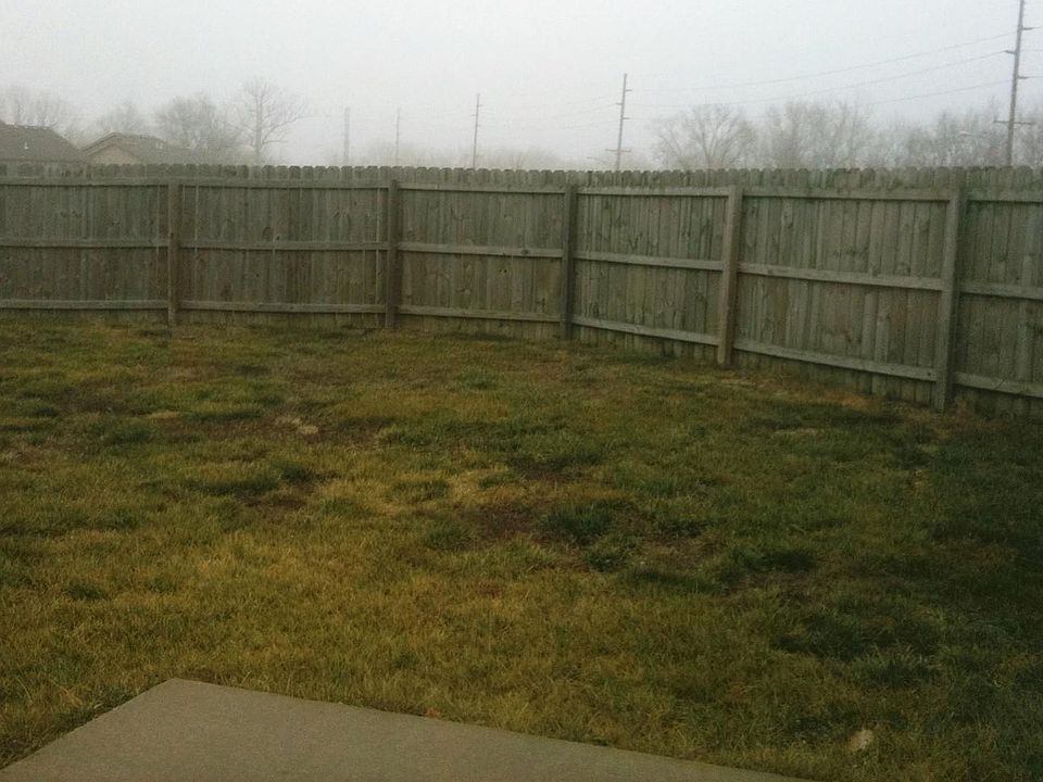 2nd image of 4800 Aspen Ridge Dr
