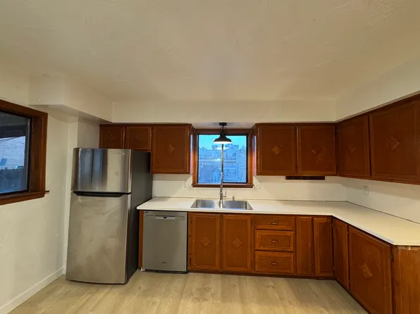 817 Pine St, Louisville, CO 80027