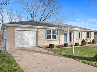 3909 Nottingham Estates Dr, Saint Louis, MO
