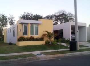 130 Calle Lunera, Vega Baja, PR 00693