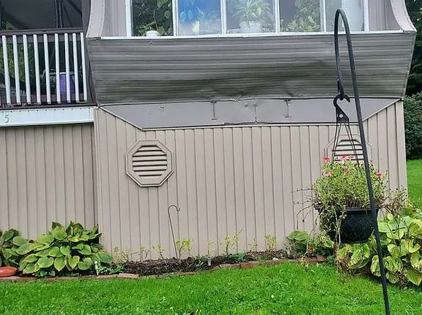 915 Branch St, Saxton, PA 16678