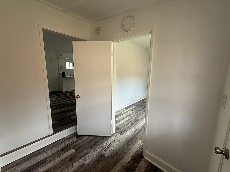 225 Valle Vista Ave — Photo 2
