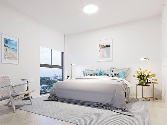 3rd image of 698 W Flagler St #203
