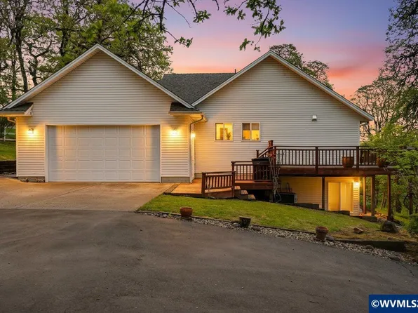 1299 Twin Hills Dr SE, Jefferson, OR 97352