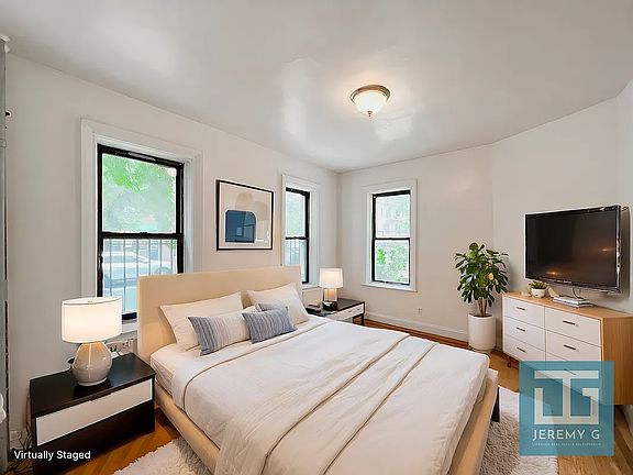 3rd image of 134 Haven Ave #1D