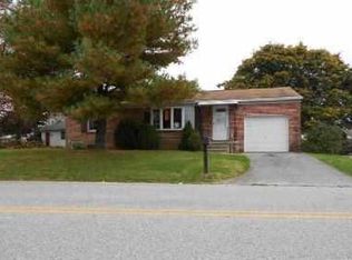 304 Dew Drop Rd, York, PA 17402