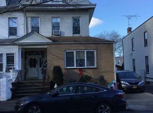 7838 80th St, Glendale, NY 11385