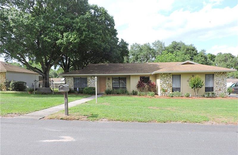 1st image of 4417 Hallamview Ln
