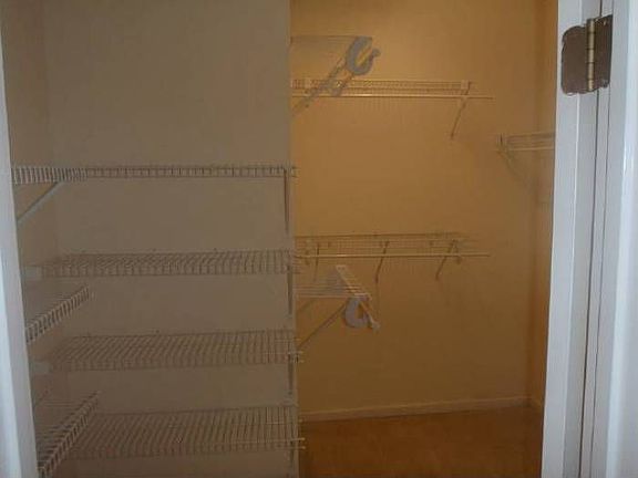 5th image of 137 Chadwick Dr