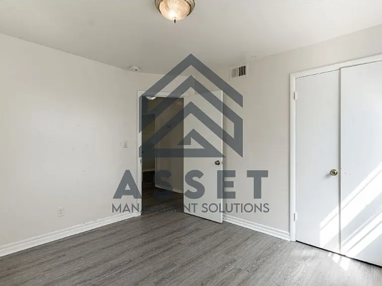 2604 SW 65th St — Photo 10
