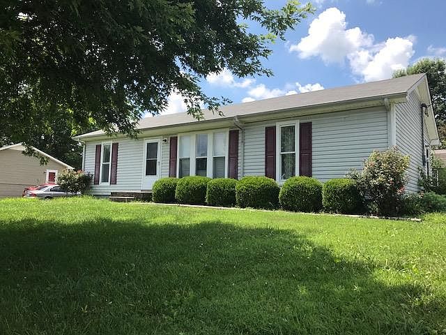 1st image of 427 Barksdale Dr