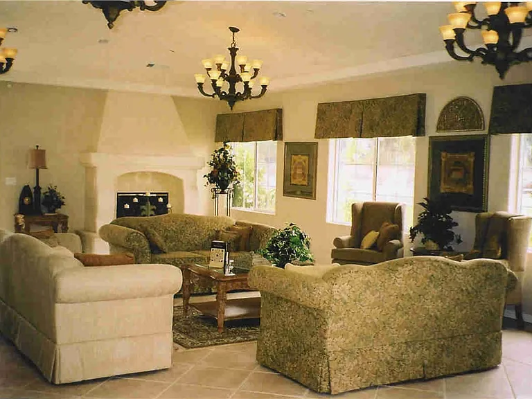 2334 Westbury Way — Photo 9