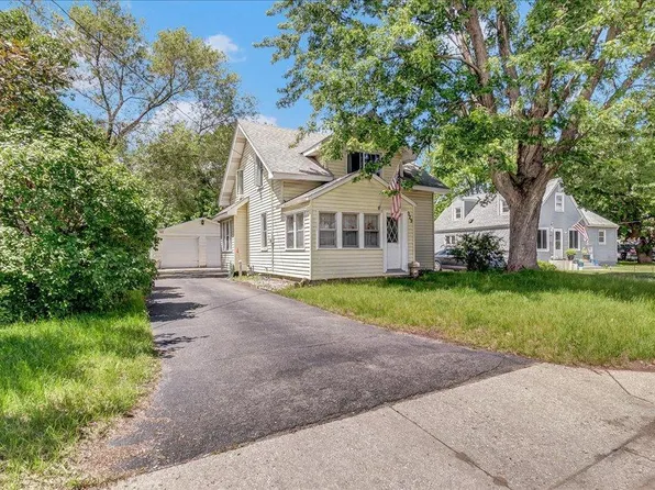 929 3rd Ave S, Sauk Rapids, MN 56379