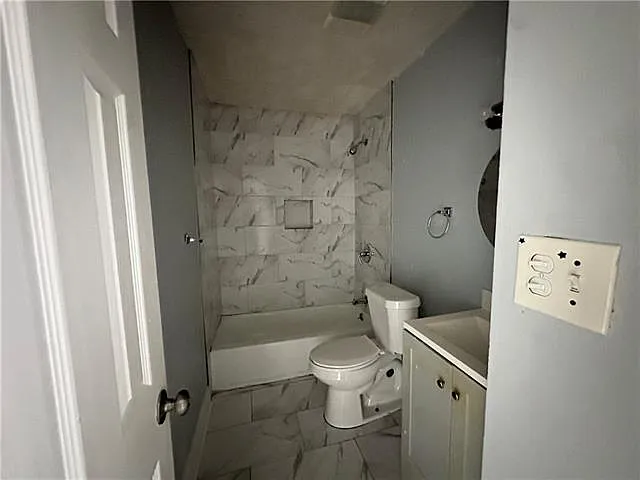 2755 Huntsville St #C — Photo 9