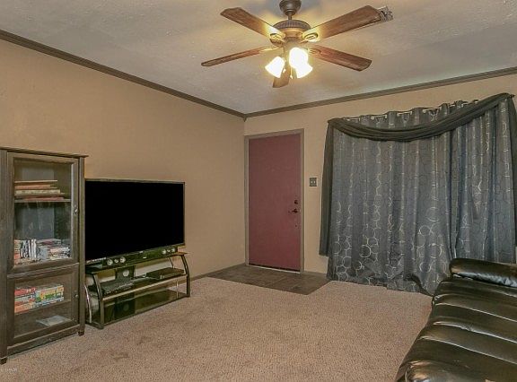 2nd image of 3427 Teckla Blvd