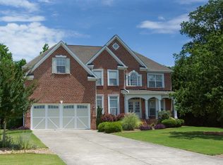 208 Creststone Dr, Cary, NC 27519