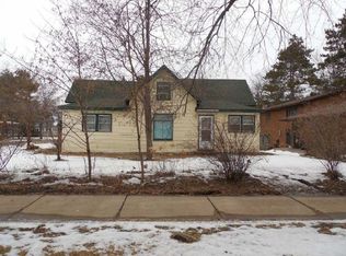 122 Norelius St NW, Isanti, MN 55040