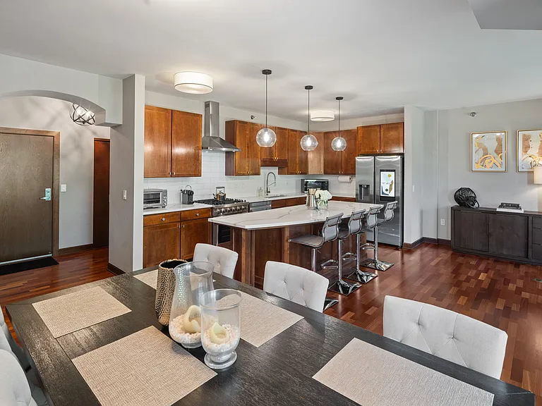 317 Groveland Ave #402 — Photo 30