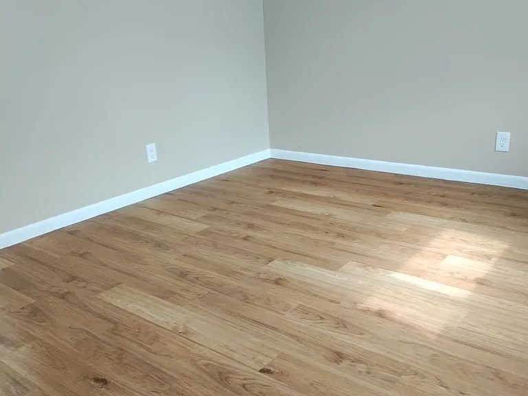 Twin Oaks Apartments — Photo 4