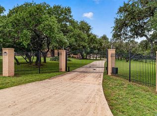 505 Oak Village Dr, San Antonio, TX 78253