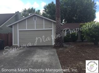 981 Elizabeth Ave, Rohnert Park, CA 94928