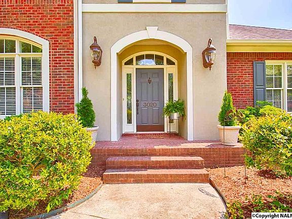 3rd image of 3020 Boundary Oaks Dr SE